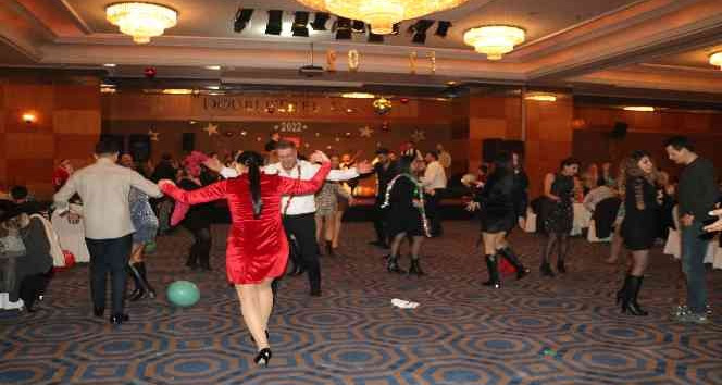 Van’da yeni yıl coşkuyla kutlandı