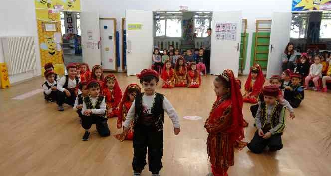 Burdur’da küçük öğrenciler doğayı yaşayarak öğrendi