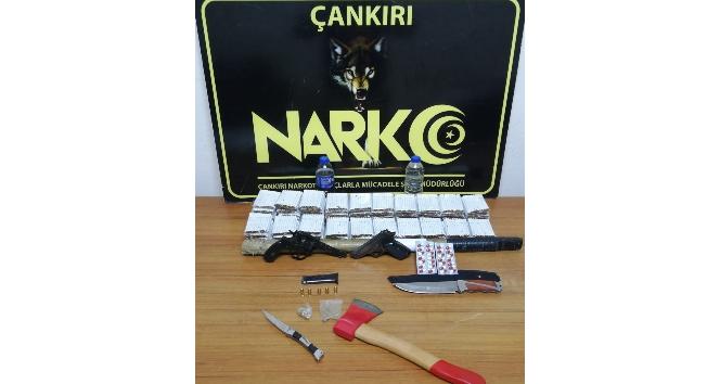 Çankırı’da narkotik polisinden eş zamanlı denetim