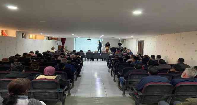 Şırnak’ta 700 aileye etkili iletişim semineri