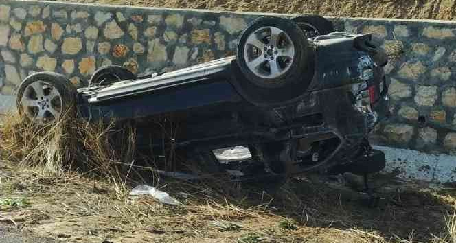 Takla atan otomobil şarampole devrildi: 1 ölü, 3 yaralı