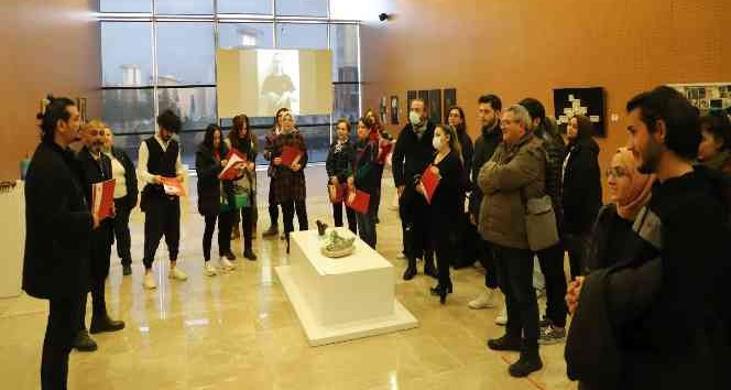 NEVÜ’’de ‘2023 Yeni Yıl Buluşma Karma Sergisi’  açıldı