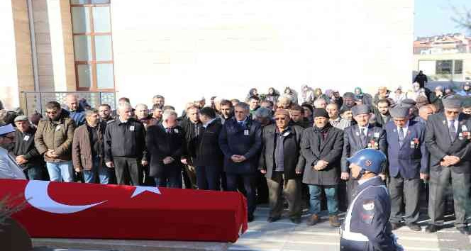 Kıbrıs gazisi askeri törenle son yolculuğuna uğurlandı