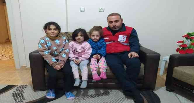 Kızılay, 3 bin rakımlı Mereto Dağı eteklerinde 880 aileye yardım ulaştırdı