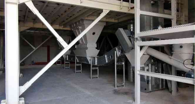 Ezine Gıda İhtisas OSB’nin ilk fabrikası üretime başladı