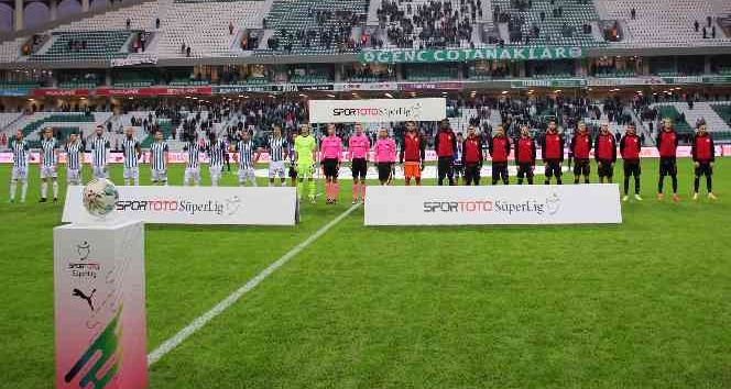 Spor Toto Süper Lig: Giresunspor: 1 - Gaziantep FK: 0 (İlk yarı)