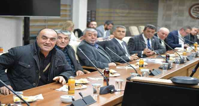 ASKİ Genel Müdürü Erdoğan Öztürk, Bala muhtarlarıyla buluştu