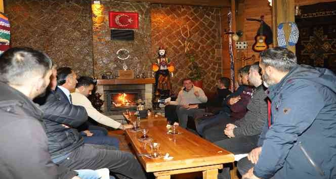 Başkan Demir yeni yıl öncesi gazetecilerle buluştu, 2022 yılını değerlendirdi