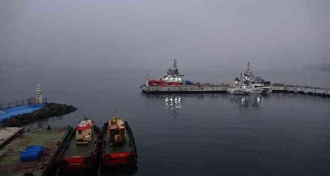Çanakkale Boğazı yoğun sis nedeniyle çift yönlü kapandı