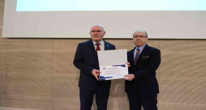 Uşak Üniversitesi 2022 yılı kalite ve personel ödülleri sahiplerini buldu