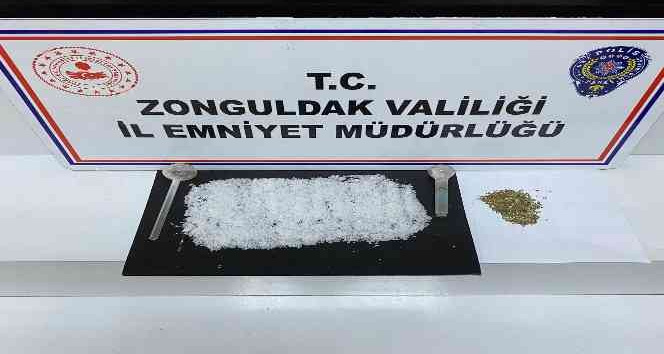 Zonguldak’ta uyuşturucu operasyonu: 3 tutuklu