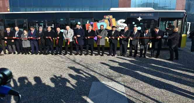 Kampüs Büs hizmete girdi