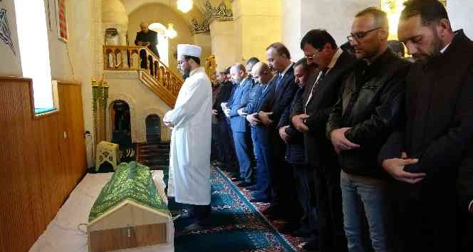 Mardin’de hayatını kaybeden 6 kişi gözyaşları arasında defnedilmeye başlandı