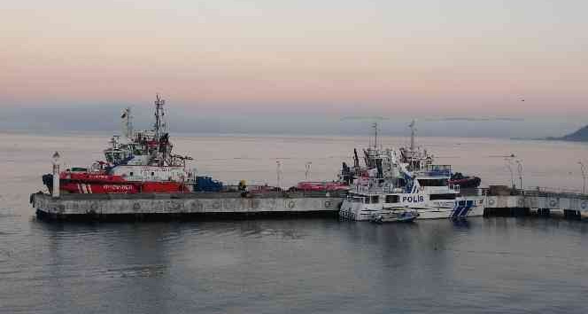 Çanakkale Boğazı sis nedeniyle transit gemi geçişlerine kapatıldı