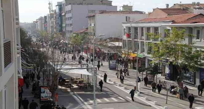 Uşak’ın medeni durum ve okuryazar oranı rakamları açıklandı