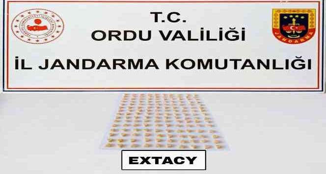 Jandarmadan uyuşturucu operasyonu: 1 kişi tutuklandı