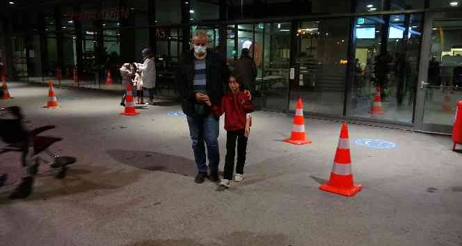 Yozgat’ta 9 öğrenci yediği tavuk dönerden zehirlendi