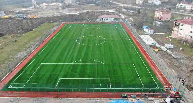 Sel afetlerinin izlerinin silindiği ilçeye 40 milyonluk spor yatırımı