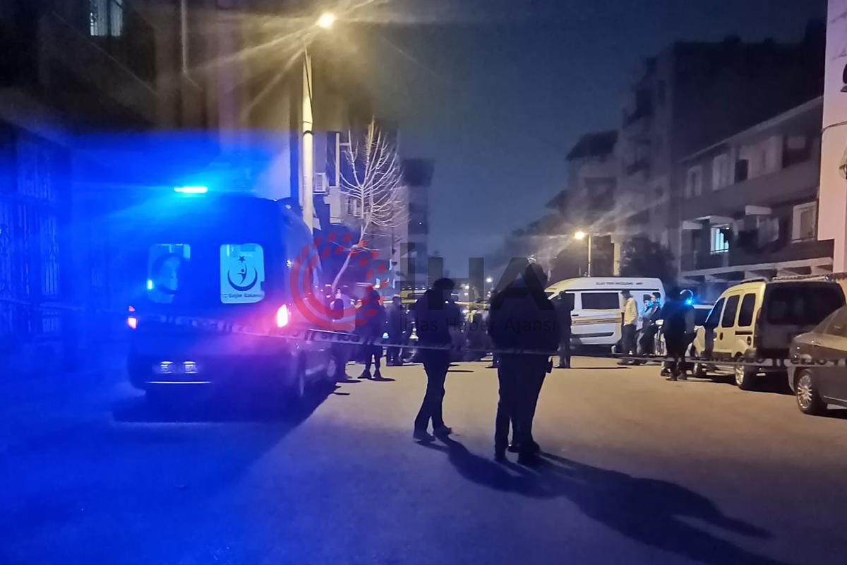 İzmir’de sır ölüm: 18 yaşındaki genç sokak ortasında ölü bulundu