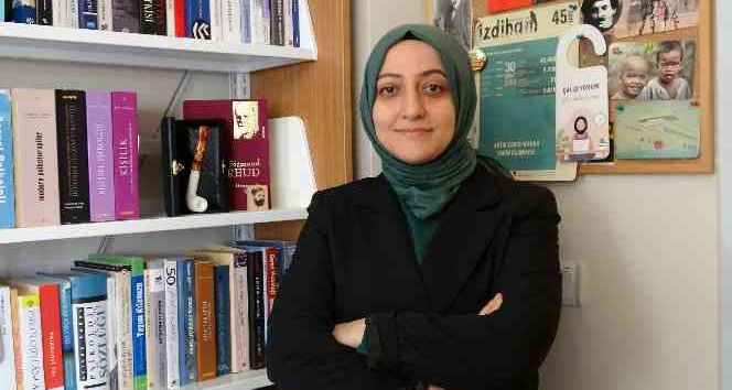 Abartılı giyinenler ve abartılı kas yapanlar kişilik bozukluğuna sahip olabilir