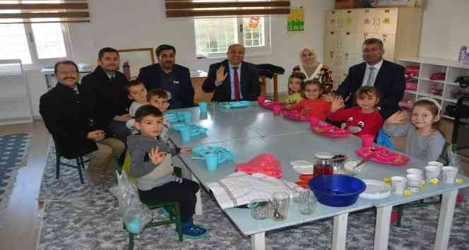 Kullanılmayan köy okulları yaşam merkezine dönüştürülüyor