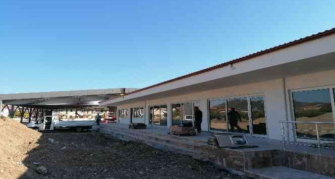 Kemer Belediyesi’nden Çamyuva’ya kapalı pazar yeri