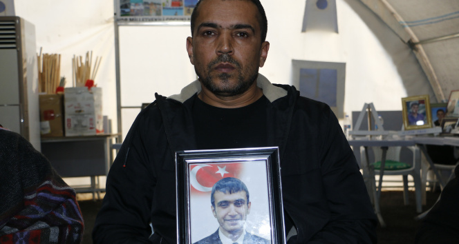 Evlat nöbetindeki baba: Mücadelemizden HDP ve PKK rahatsızlık duyuyor