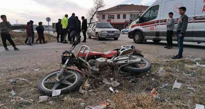 Aksaray’da otomobil ile motosiklet çarpıştı: 2 yaralı