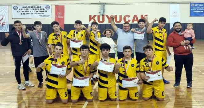 Ula Kokpit Hentbol takımı yarı finale kaldı