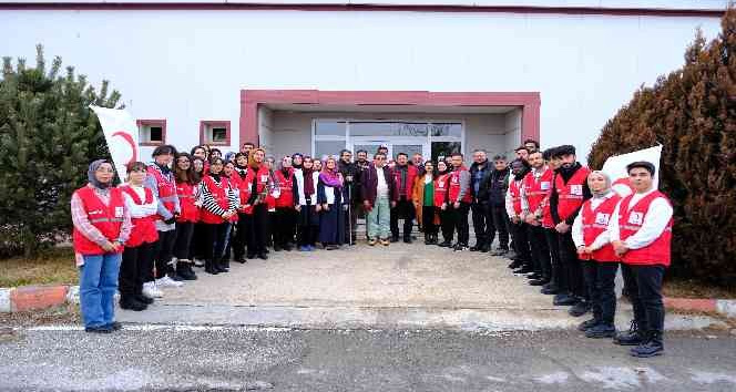 Kızılay, Erzincan’da engelli vatandaşlarla buluşarak çeşitli etkinlikler düzenledi