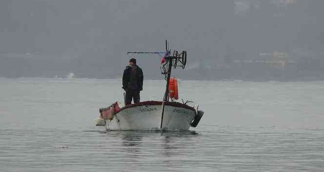 Olumsuz hava balıkçıları etkiledi: Avlanma azalınca fiyatlar arttı
