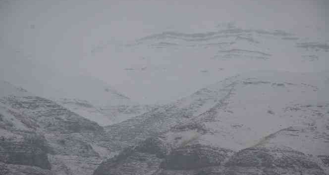 Şırnak, uzun zaman sonra karla buluştu