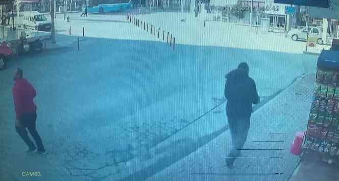 Özel halk otobüsünün çarptığı yaşlı adam ağır yaralandı