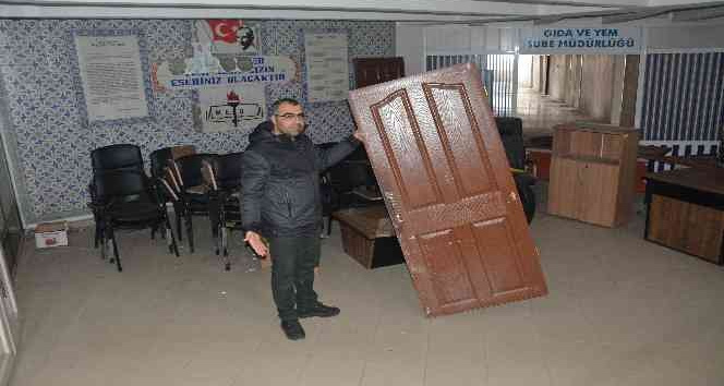 Bitlis Gazeteciler Cemiyeti’nin çalınan eşyaları ve kapısı bulundu