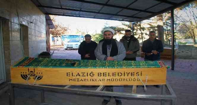 Ailesi cenazeyi kabul etmedi, zihinsel engelli kız kimsesizler mezarlığına defnedildi