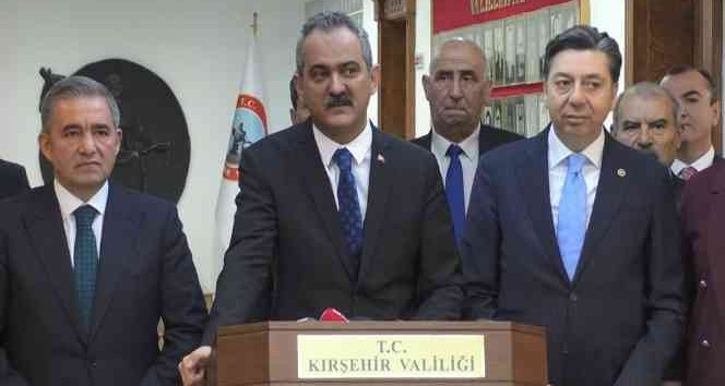 Milli Eğitim Bakanı Özer: "Şuana dek Türkiye’de 2 bin 200 köy yaşam merkezi oluşturduk"