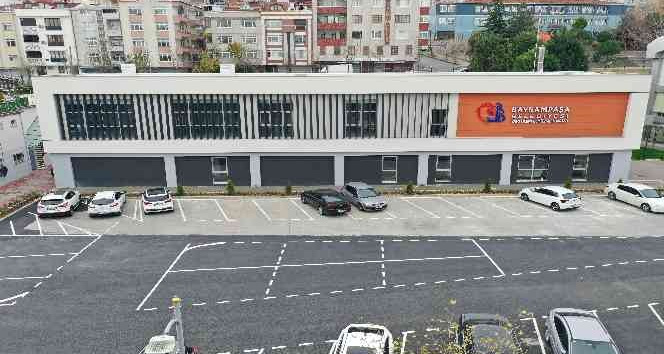 Bayrampaşa’ya yeni yüzme havuzu