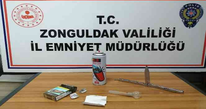 Polislerin şüphelendiği araçtan uyuşturucu çıktı