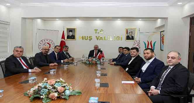 Muş Valisi Gündüzöz: "Doğudaki imkanların farkına vardılar"
