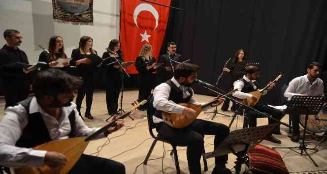 Varto Halk Eğitim Merkezi Müdürlüğünden müzik dinletisi