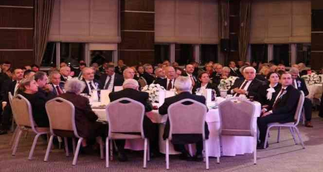 Bakan Soylu’dan, Vali Yardımcısı Abbasoğlu’na ‘Üstün başarı ödülü’