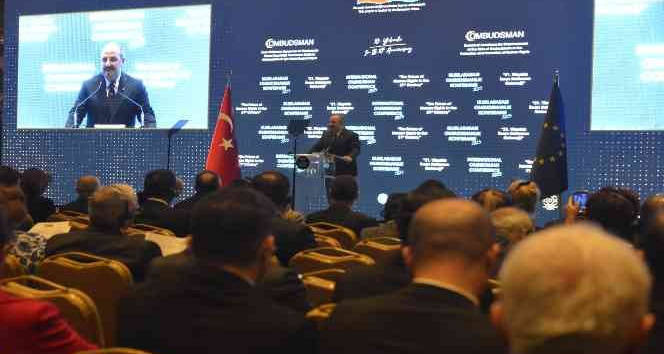 Bakan Varank: “Twitter’ın sahibinin değişmesiyle politikaları 180 derece değişti”