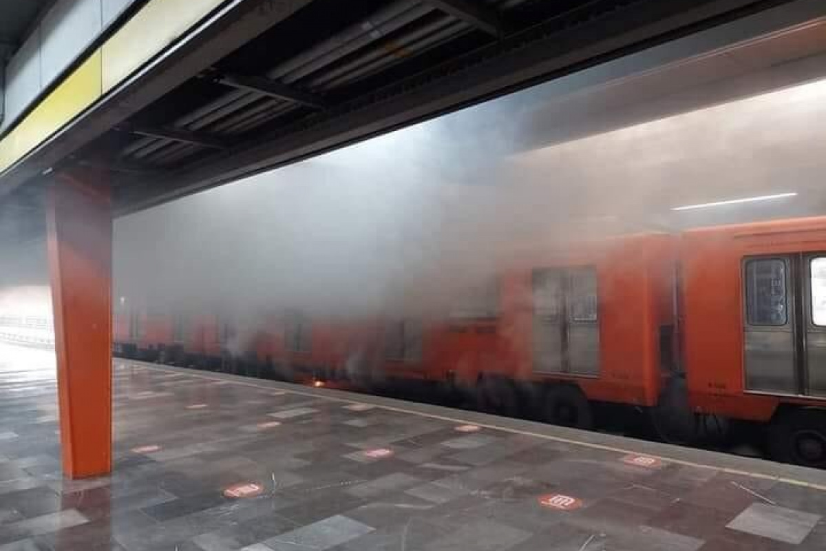 Meksika’da metronun vagonu alev aldı
