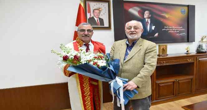 KMÜ’nün yeni rektörü Prof. Dr. Mehmet Gavgalı görevine başladı