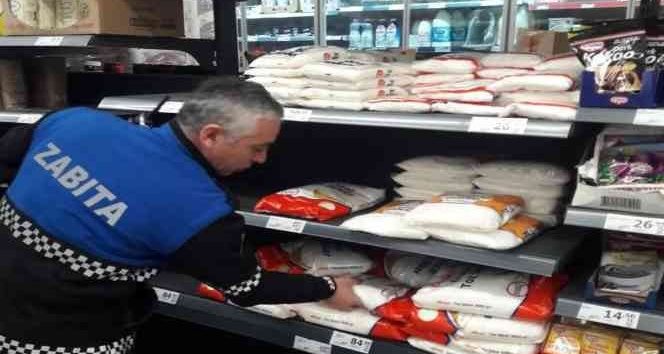 Biga Zabıtasından zincir marketlere denetim