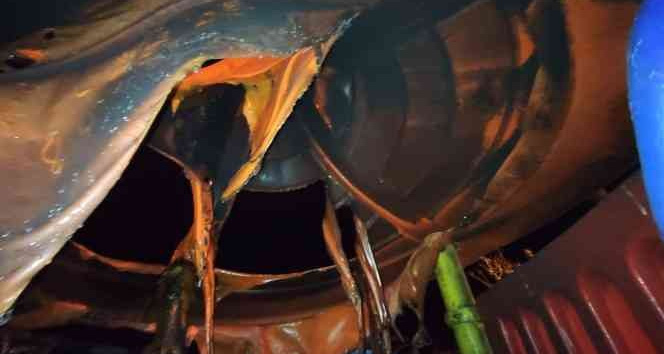 Alev alev yanan çocuk parkındaki hasarın boyutu gün ağarınca ortaya çıktı
