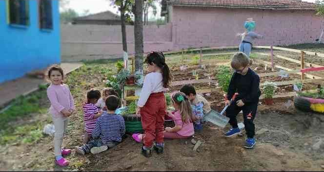 Çanakkale’de 25 okul, yeniden hizmete açılarak köy yaşam merkezine dönüştürüldü