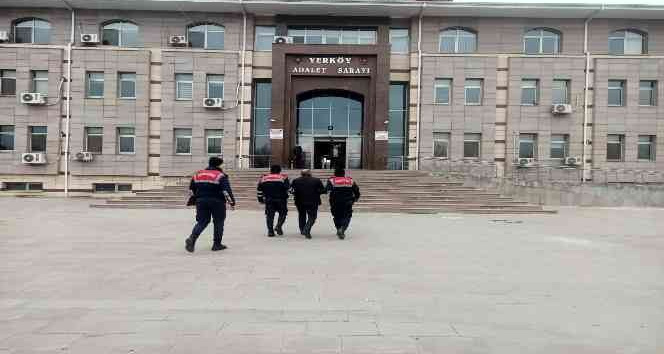 Hakkında 14 yıl 22 ay kesinleşmiş hapis cezası bulunan firari hükümlü yakalandı