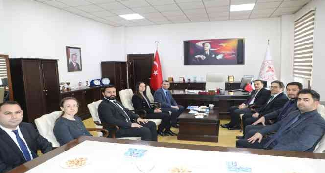 Vali Öksüz’den kurumlara ziyaret