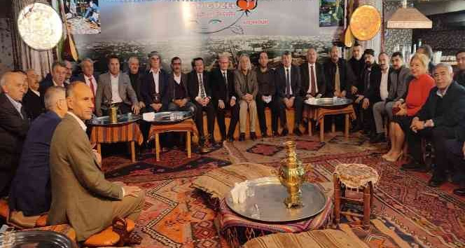 Prof. Dr. Adem Palabıyık: “Aşiretler, siyaset üstü bir kavramdır”